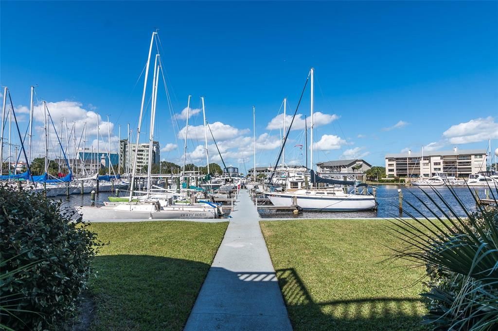 待售: $699,900 (3 贝兹, 2 浴室, 1898 平方英尺)