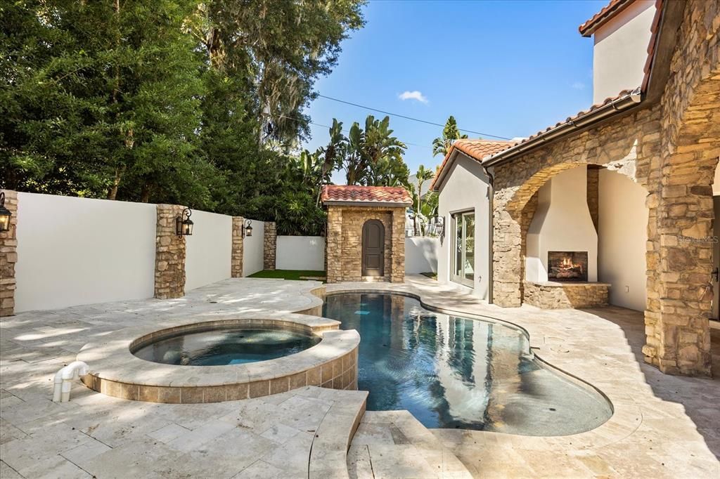 待售: $2,900,000 (3 贝兹, 4 浴室, 5483 平方英尺)