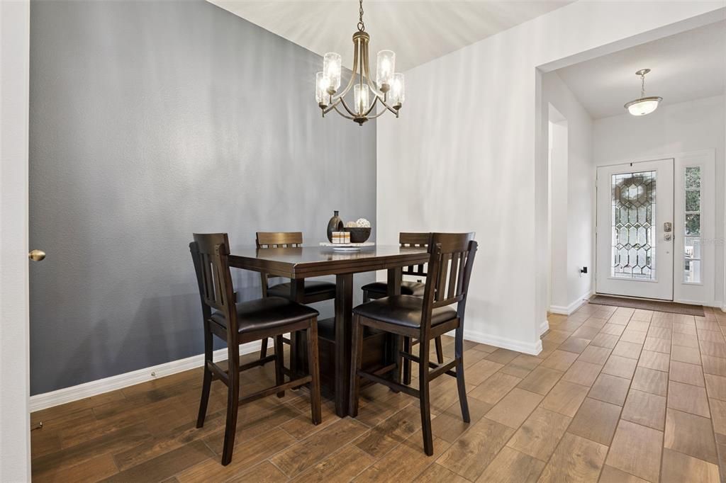 Active With Contract: $475,000 (3 beds, 2 baths, 1853 Square Feet)