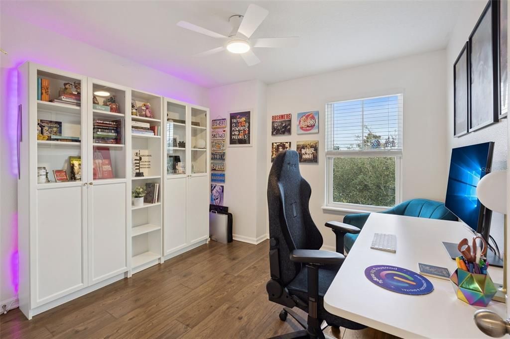 Active With Contract: $475,000 (3 beds, 2 baths, 1853 Square Feet)