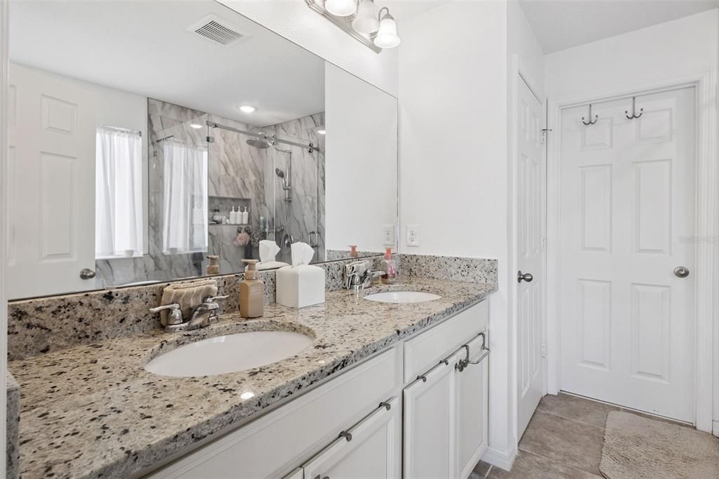 Active With Contract: $475,000 (3 beds, 2 baths, 1853 Square Feet)