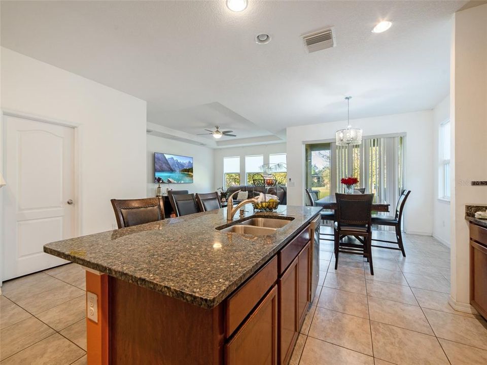 For Sale: $410,000 (4 beds, 3 baths, 2749 Square Feet)