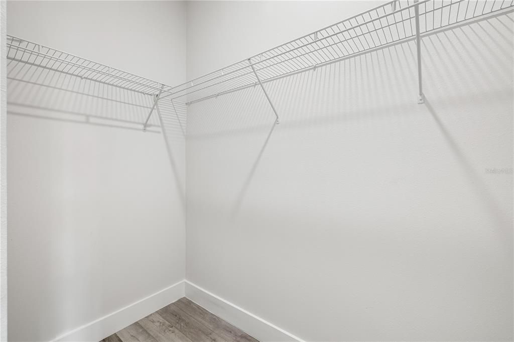 Active With Contract: $318,900 (4 beds, 3 baths, 1892 Square Feet)