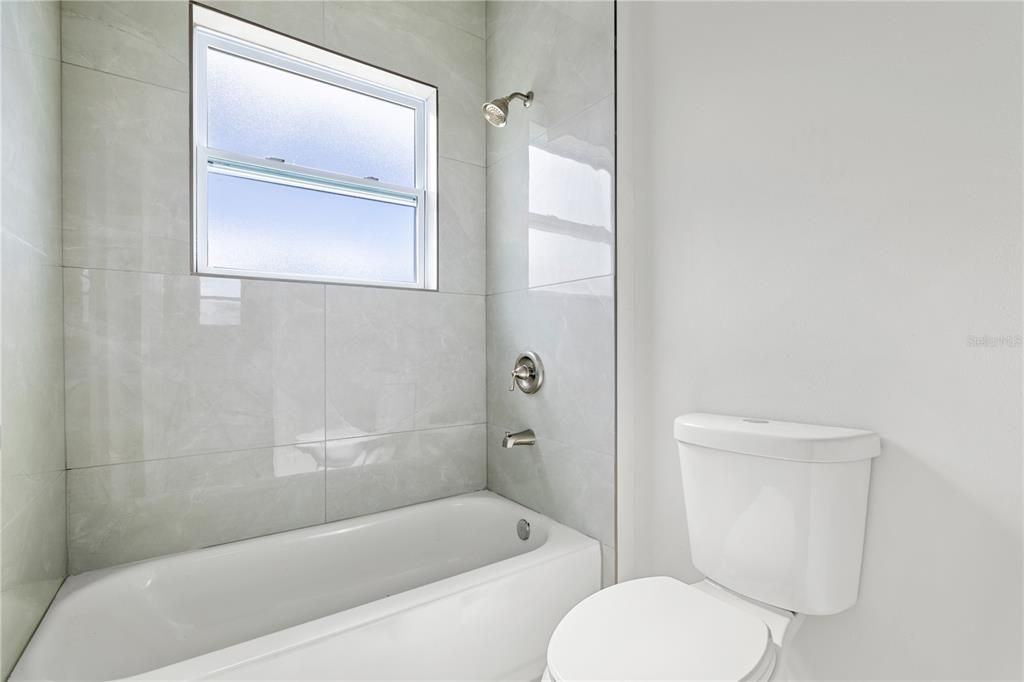 Active With Contract: $318,900 (4 beds, 3 baths, 1892 Square Feet)