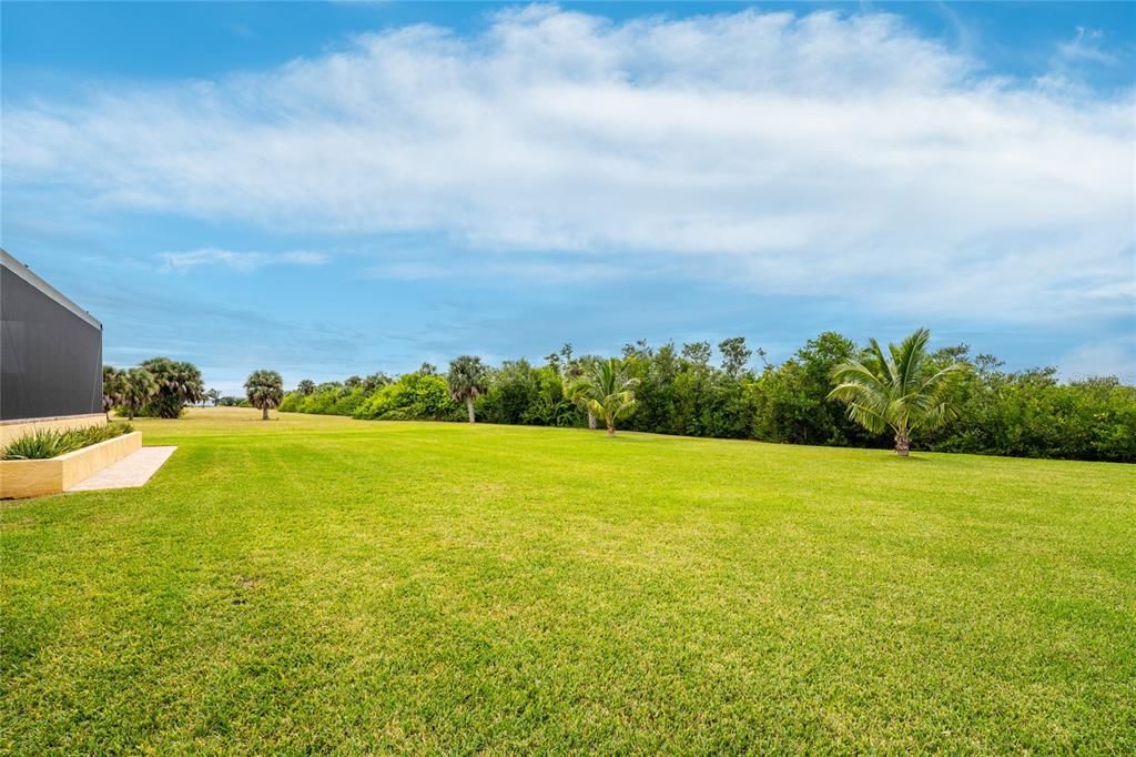 Под контрактом: $579,000 (3 спален, 2 ванн, 2047 Квадратных фут)