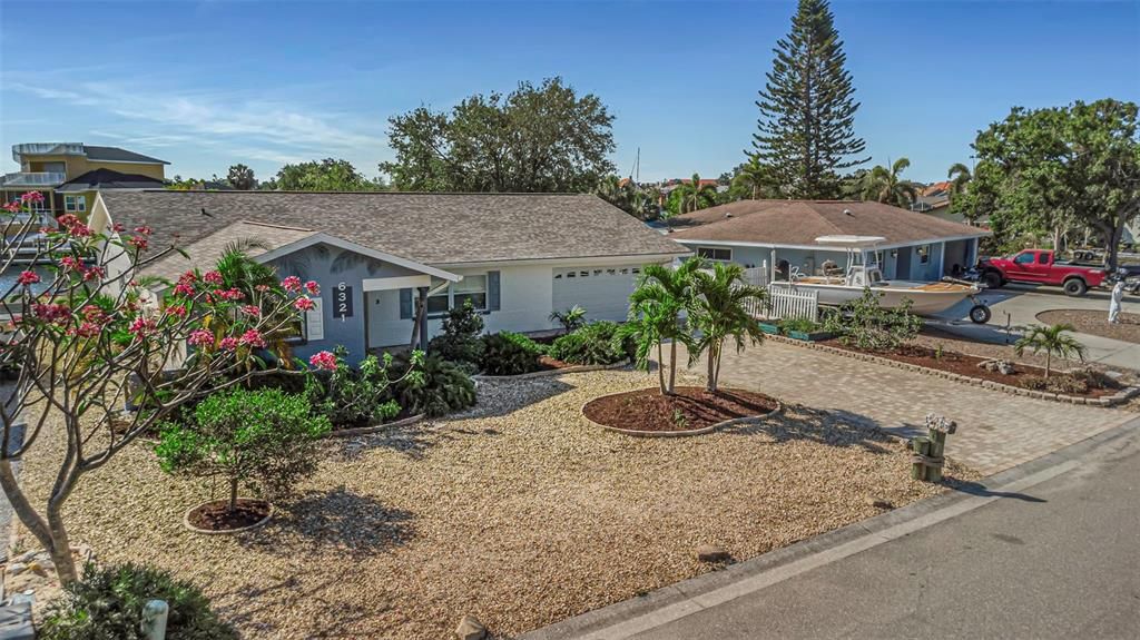 En Venta: $744,900 (4 camas, 2 baños, 2191 Pies cuadrados)