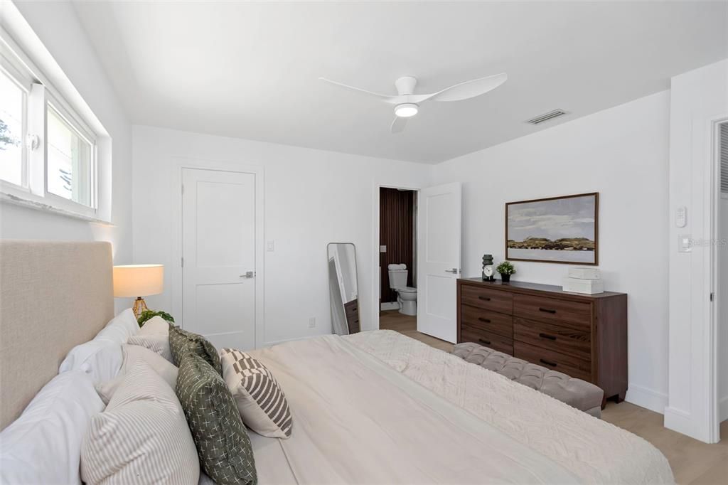 En Venta: $744,900 (4 camas, 2 baños, 2191 Pies cuadrados)