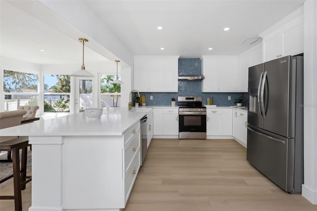 En Venta: $744,900 (4 camas, 2 baños, 2191 Pies cuadrados)