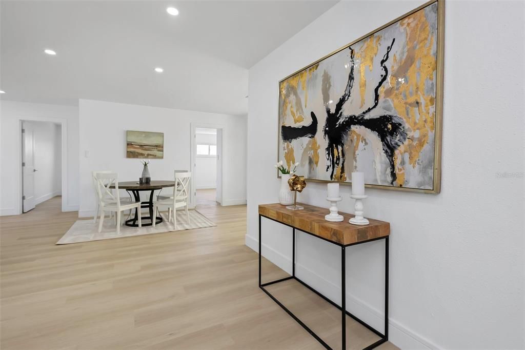 En Venta: $744,900 (4 camas, 2 baños, 2191 Pies cuadrados)