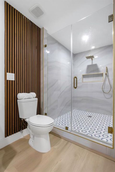 En Venta: $744,900 (4 camas, 2 baños, 2191 Pies cuadrados)