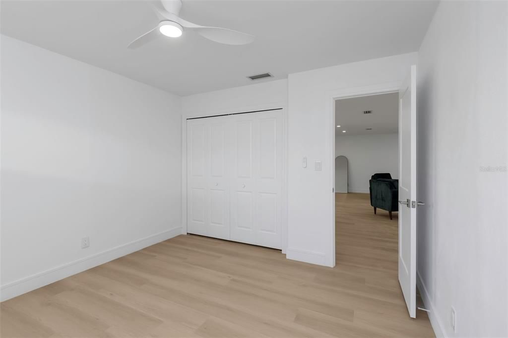 En Venta: $744,900 (4 camas, 2 baños, 2191 Pies cuadrados)