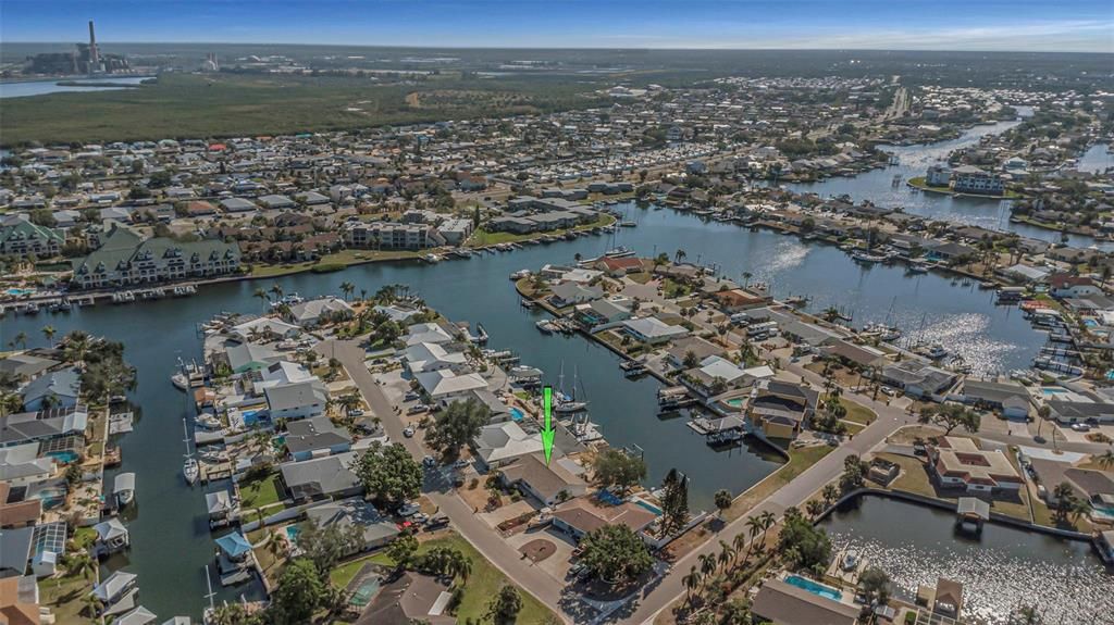 En Venta: $744,900 (4 camas, 2 baños, 2191 Pies cuadrados)