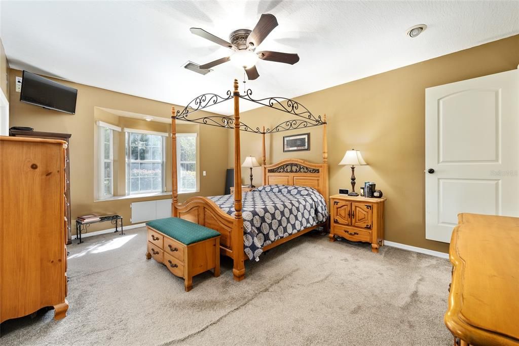 For Sale: $1,900,000 (0 beds, 0 baths, 4193 Square Feet)