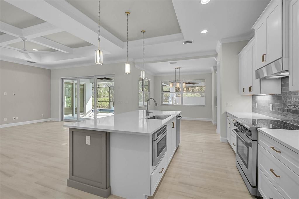 На продажу: $799,000 (3 спален, 2 ванн, 2276 Квадратных фут)