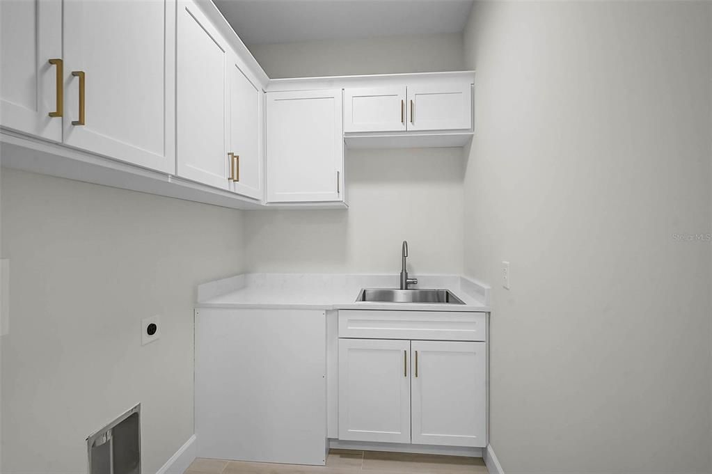 На продажу: $799,000 (3 спален, 2 ванн, 2276 Квадратных фут)