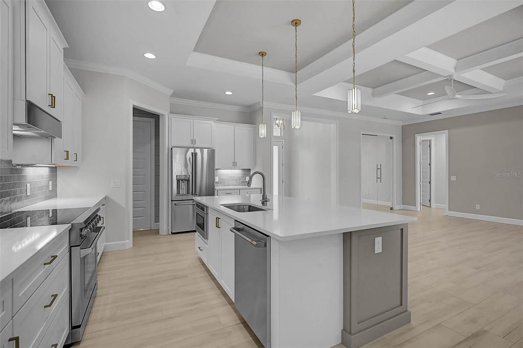 На продажу: $799,000 (3 спален, 2 ванн, 2276 Квадратных фут)