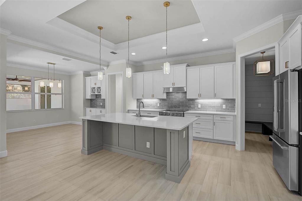 На продажу: $799,000 (3 спален, 2 ванн, 2276 Квадратных фут)