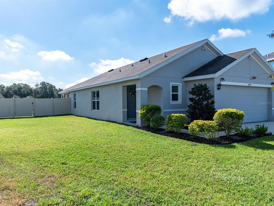 For Sale: $400,000 (3 beds, 2 baths, 1510 Square Feet)