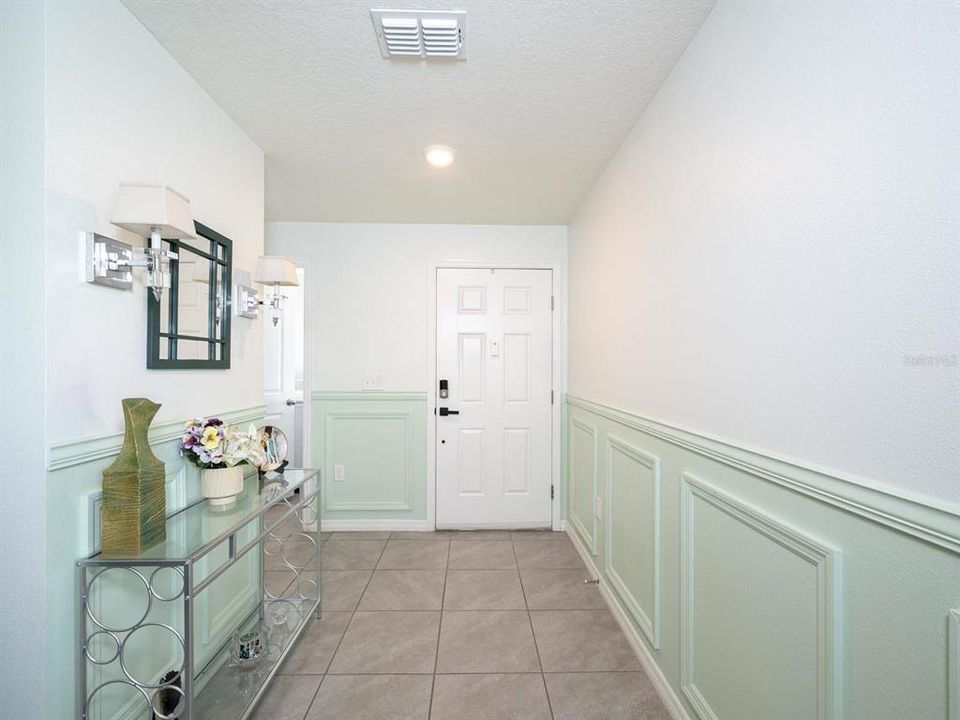 For Sale: $400,000 (3 beds, 2 baths, 1510 Square Feet)