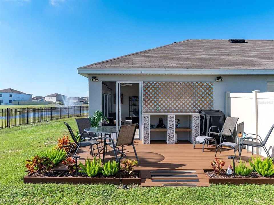 For Sale: $400,000 (3 beds, 2 baths, 1510 Square Feet)