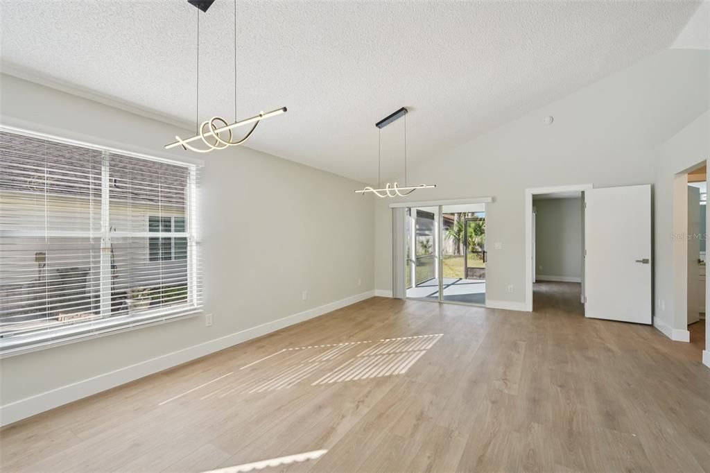 В аренду: $2,199 (3 спален, 2 ванн, 1250 Квадратных фут)