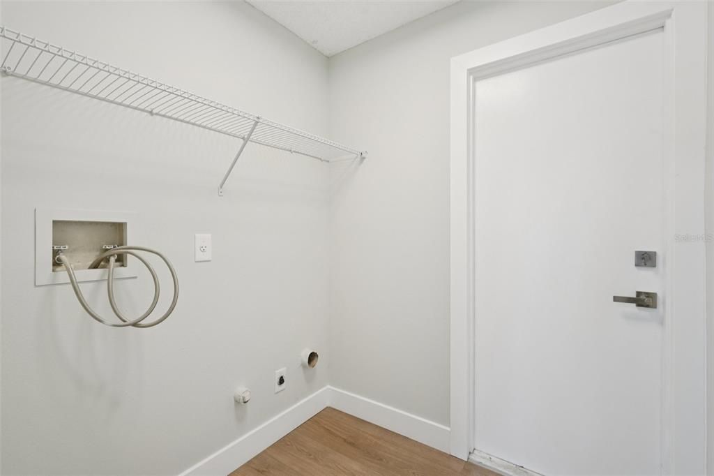 В аренду: $2,199 (3 спален, 2 ванн, 1250 Квадратных фут)