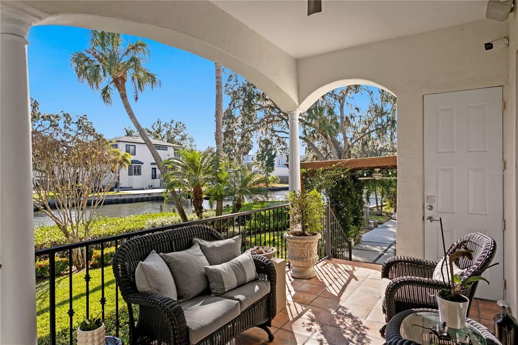 Activo con contrato: $2,350,000 (4 camas, 3 baños, 3461 Pies cuadrados)