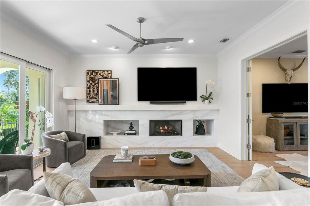 Activo con contrato: $2,350,000 (4 camas, 3 baños, 3461 Pies cuadrados)