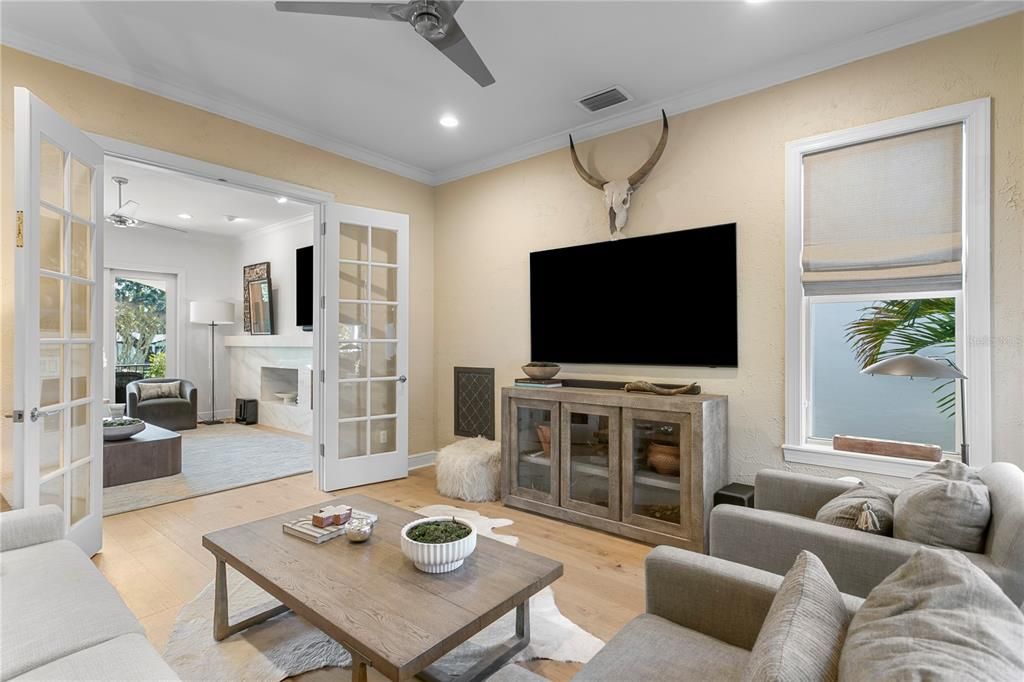 Activo con contrato: $2,350,000 (4 camas, 3 baños, 3461 Pies cuadrados)