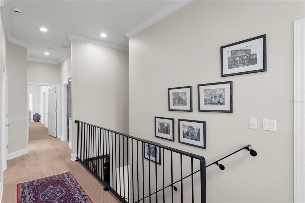 Activo con contrato: $2,350,000 (4 camas, 3 baños, 3461 Pies cuadrados)