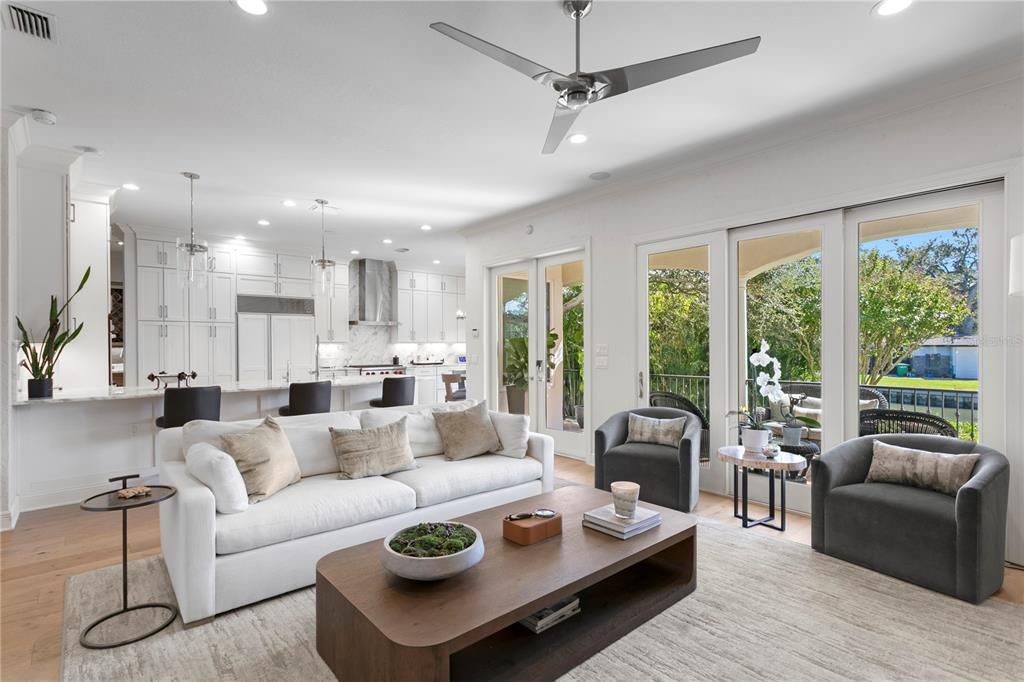 Activo con contrato: $2,350,000 (4 camas, 3 baños, 3461 Pies cuadrados)