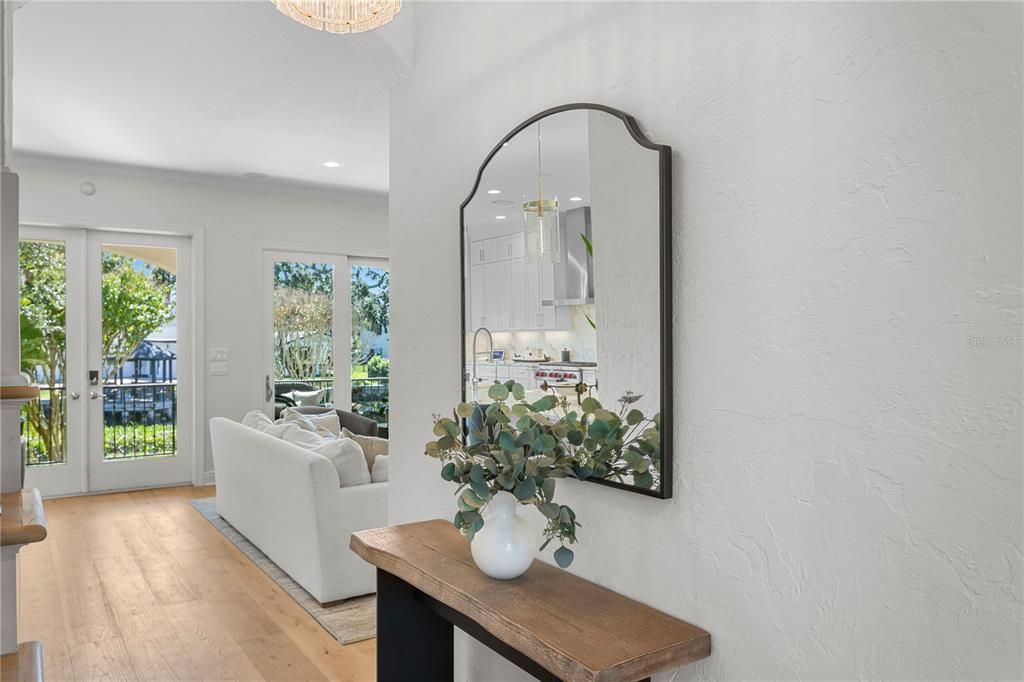 Activo con contrato: $2,350,000 (4 camas, 3 baños, 3461 Pies cuadrados)