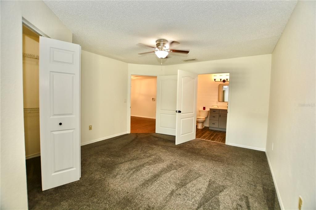 В аренду: $3,800 (3 спален, 2 ванн, 1481 Квадратных фут)