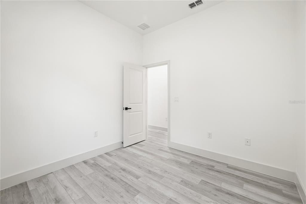 Active With Contract: $349,900 (4 beds, 2 baths, 1695 Square Feet)