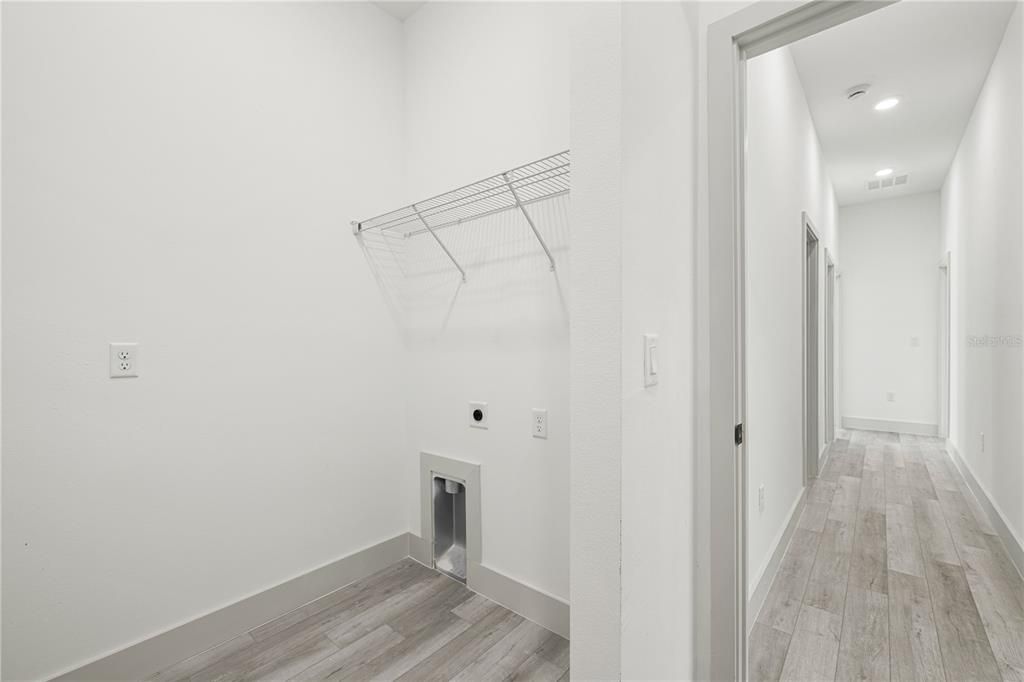 Active With Contract: $349,900 (4 beds, 2 baths, 1695 Square Feet)