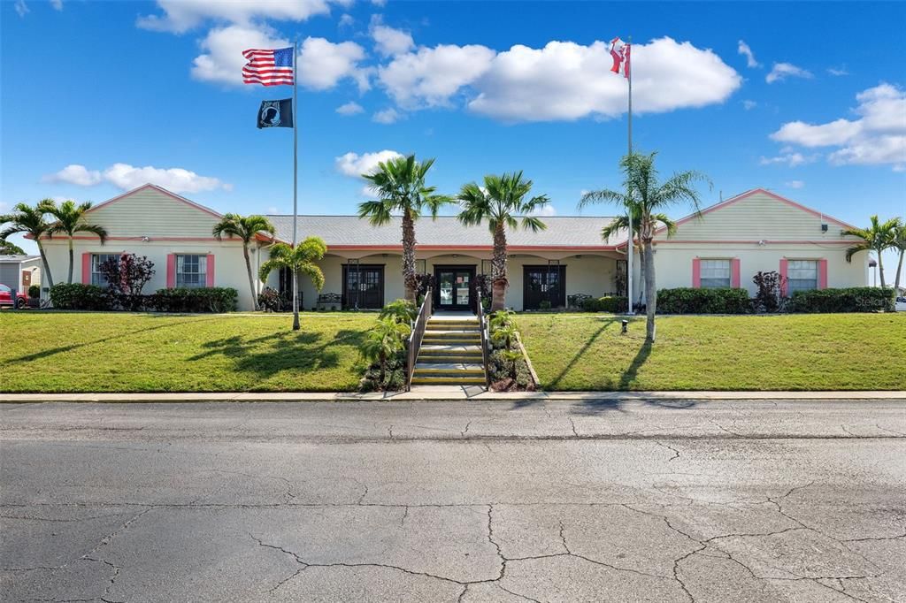 На продажу: $149,000 (2 спален, 2 ванн, 1272 Квадратных фут)