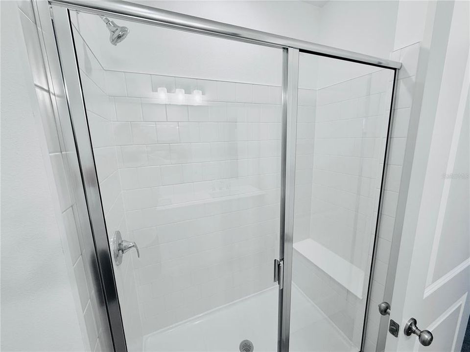 出租: $3,900 (5 贝兹, 4 浴室, 2148 平方英尺)