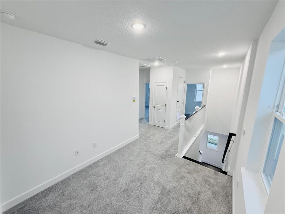 出租: $3,900 (5 贝兹, 4 浴室, 2148 平方英尺)