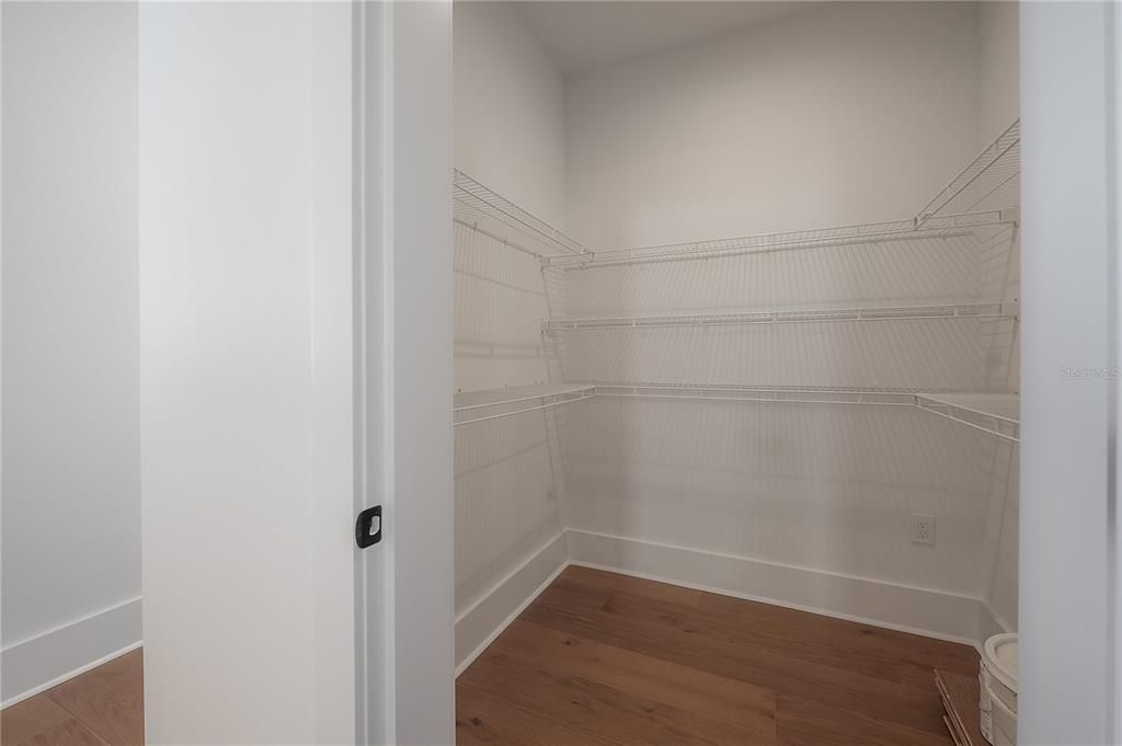 На продажу: $772,000 (3 спален, 2 ванн, 2376 Квадратных фут)