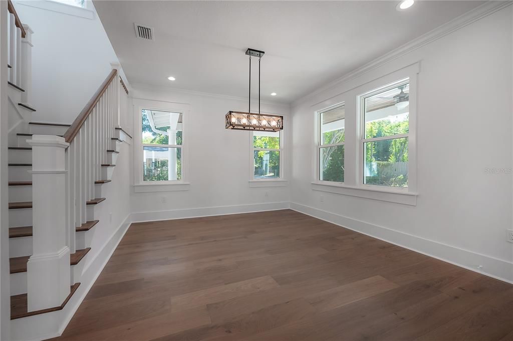 На продажу: $772,000 (3 спален, 2 ванн, 2376 Квадратных фут)