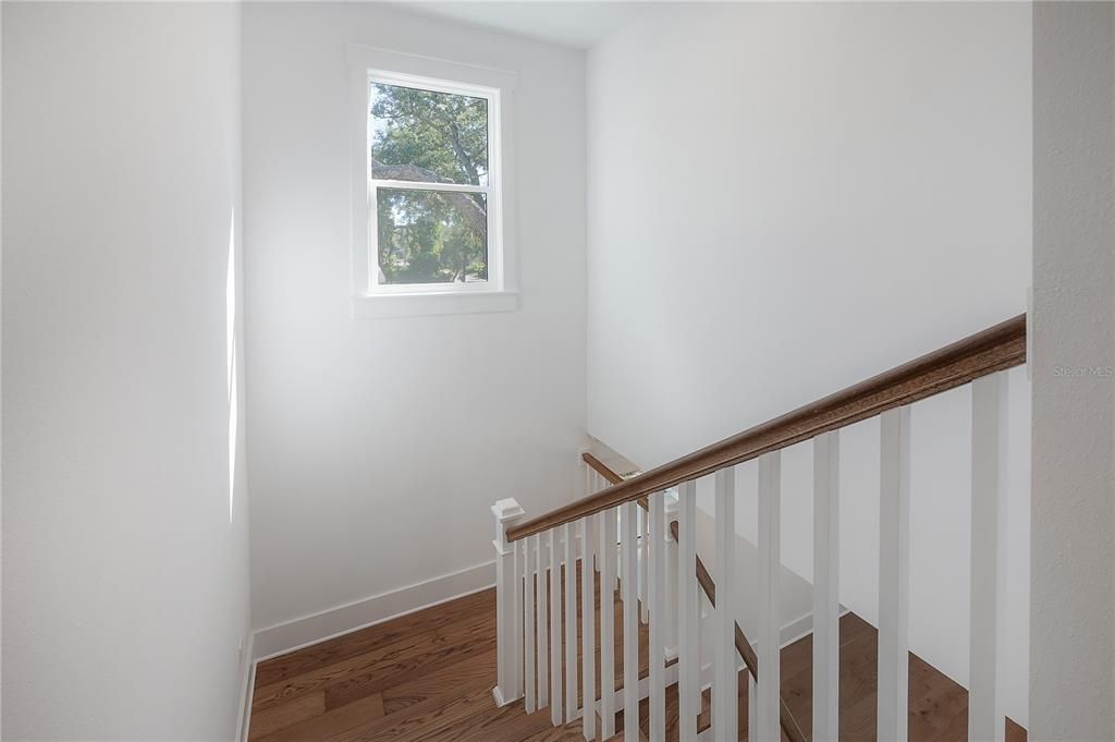 На продажу: $772,000 (3 спален, 2 ванн, 2376 Квадратных фут)