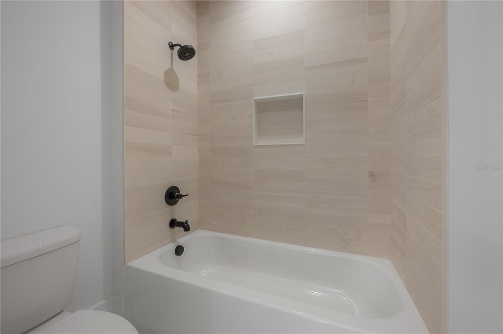 На продажу: $772,000 (3 спален, 2 ванн, 2376 Квадратных фут)