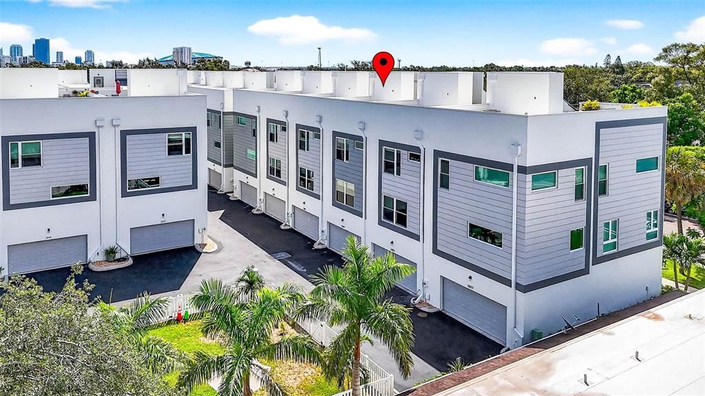 For Rent: $5,000 (3 beds, 3 baths, 1906 Square Feet)