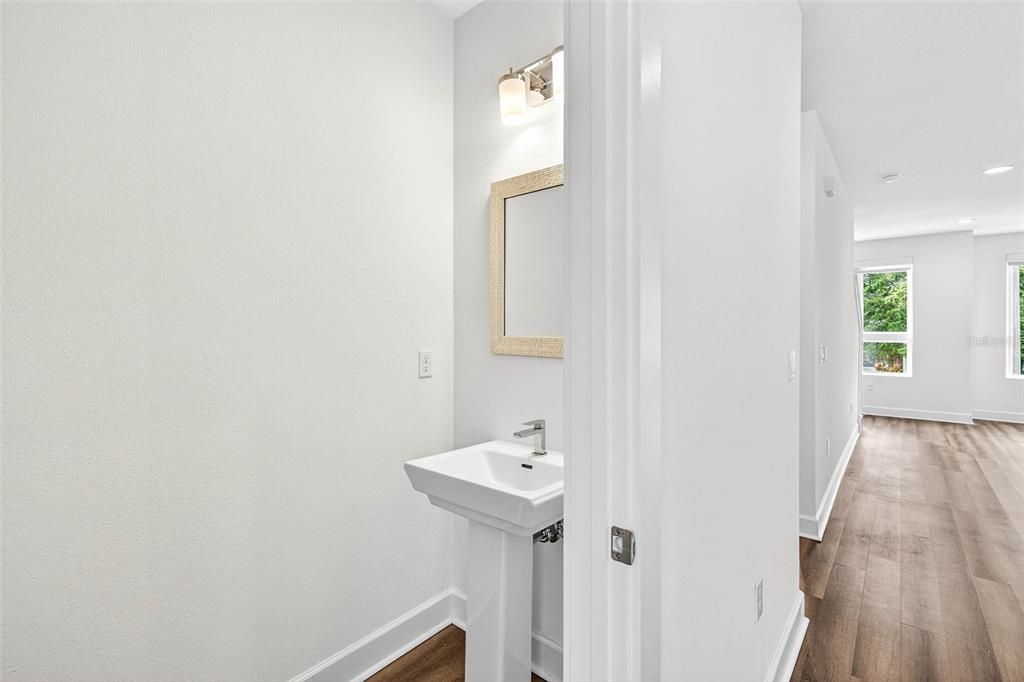 For Rent: $5,000 (3 beds, 3 baths, 1906 Square Feet)