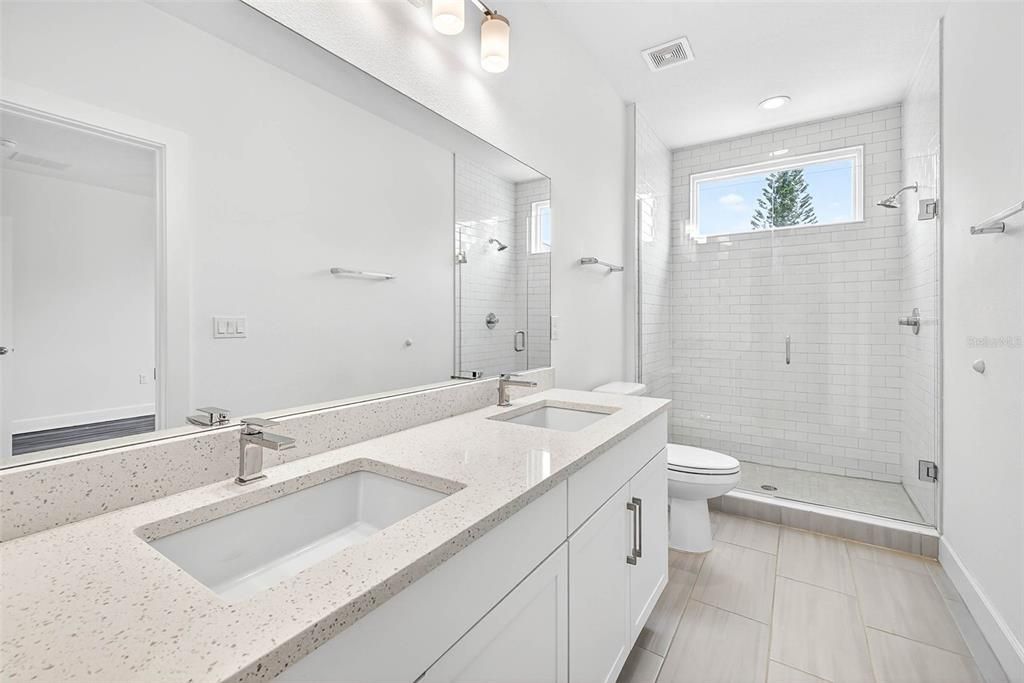 For Rent: $5,000 (3 beds, 3 baths, 1906 Square Feet)