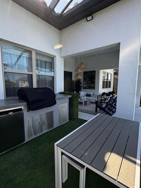 For Rent: $5,000 (3 beds, 2 baths, 2114 Square Feet)