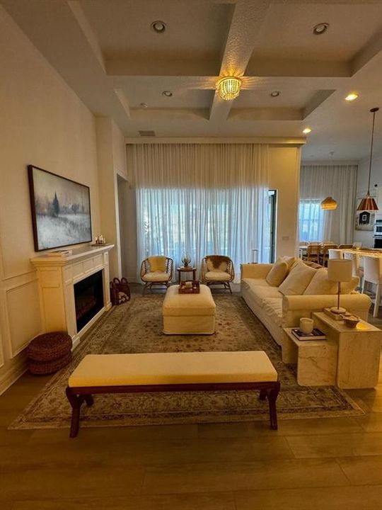 For Rent: $5,000 (3 beds, 2 baths, 2114 Square Feet)