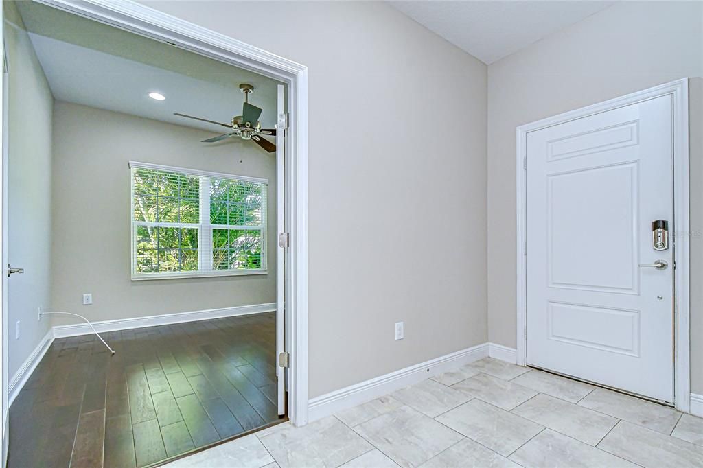 На продажу: $369,000 (2 спален, 2 ванн, 1525 Квадратных фут)