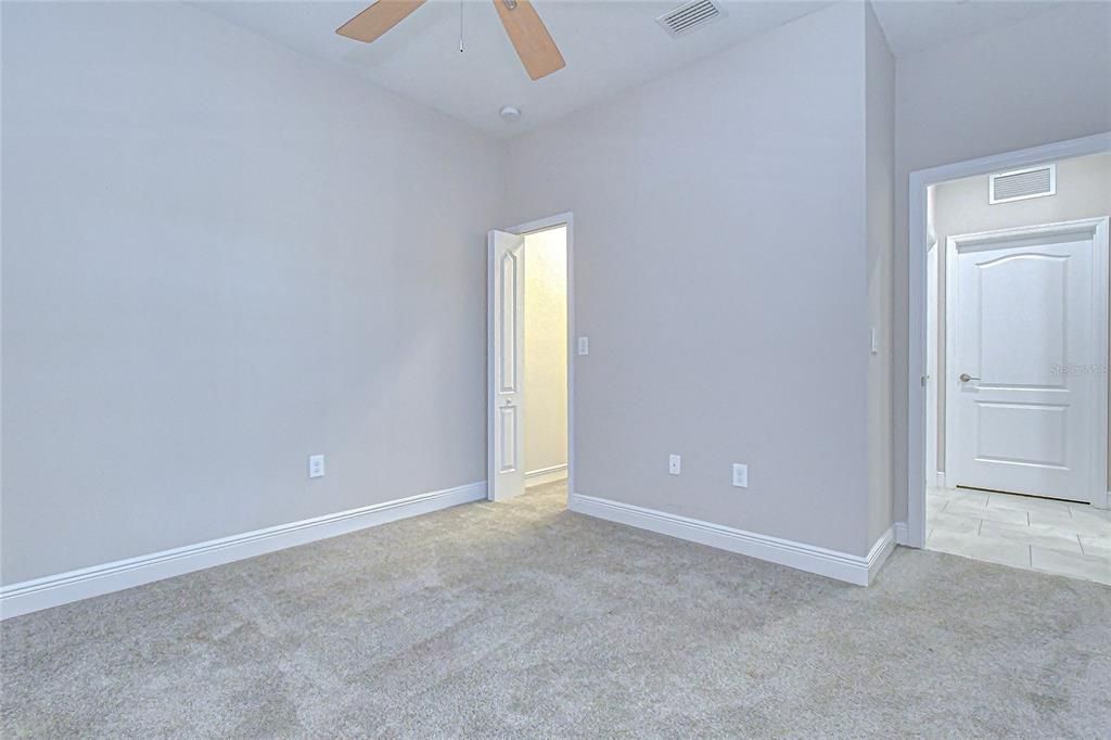 На продажу: $369,000 (2 спален, 2 ванн, 1525 Квадратных фут)