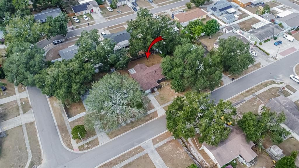 Active With Contract: $270,000 (3 beds, 2 baths, 1359 Square Feet)